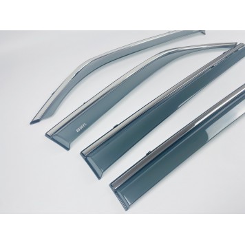 Дефлектори вікон Mitsubishi Pajero III 2000-2006 з нерж. хром полоскою-4